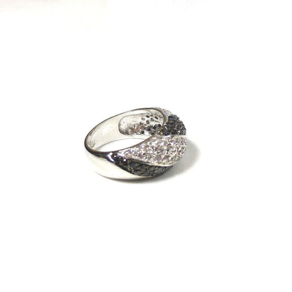 Black and Clear CZ Ring Rhodium Plated Size 5 - Picture 6 of 7